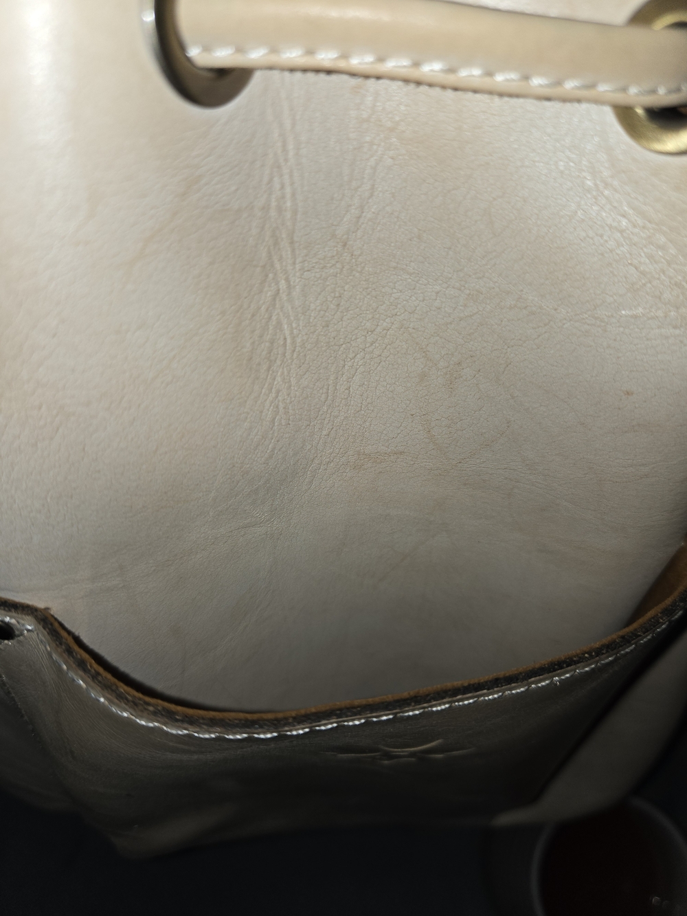 Patricia Nash! EUC💯 Womens Floral Embossed Cream Leather HOBO Set - Picture 5 of 16